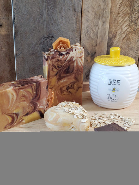 Lavender and Honey Oats    Soap
